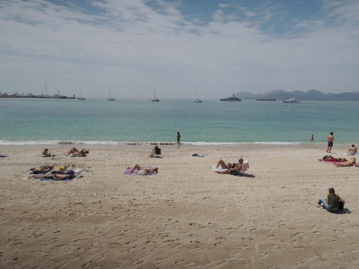 Luxury Family 2Br - Prime Location, Walk To Beach & Shopping, Sunny Balcony - Totolulu Cannes Hoche Екстериор снимка