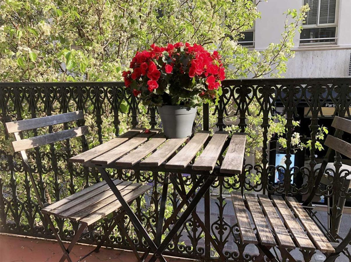Luxury Family 2Br - Prime Location, Walk To Beach & Shopping, Sunny Balcony - Totolulu Cannes Hoche Екстериор снимка